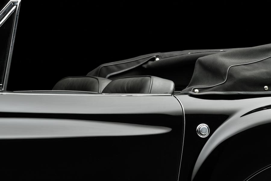 Детали экстерьера Talbot-Lago T26 GS Cabriolet par Franay 1949 года  (фото 6 из 21)